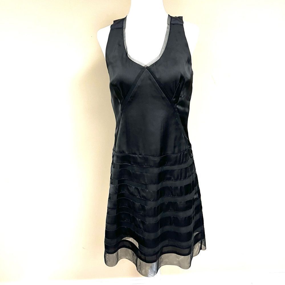 👠Gap black satin like flapper style sheath dress. Size 4